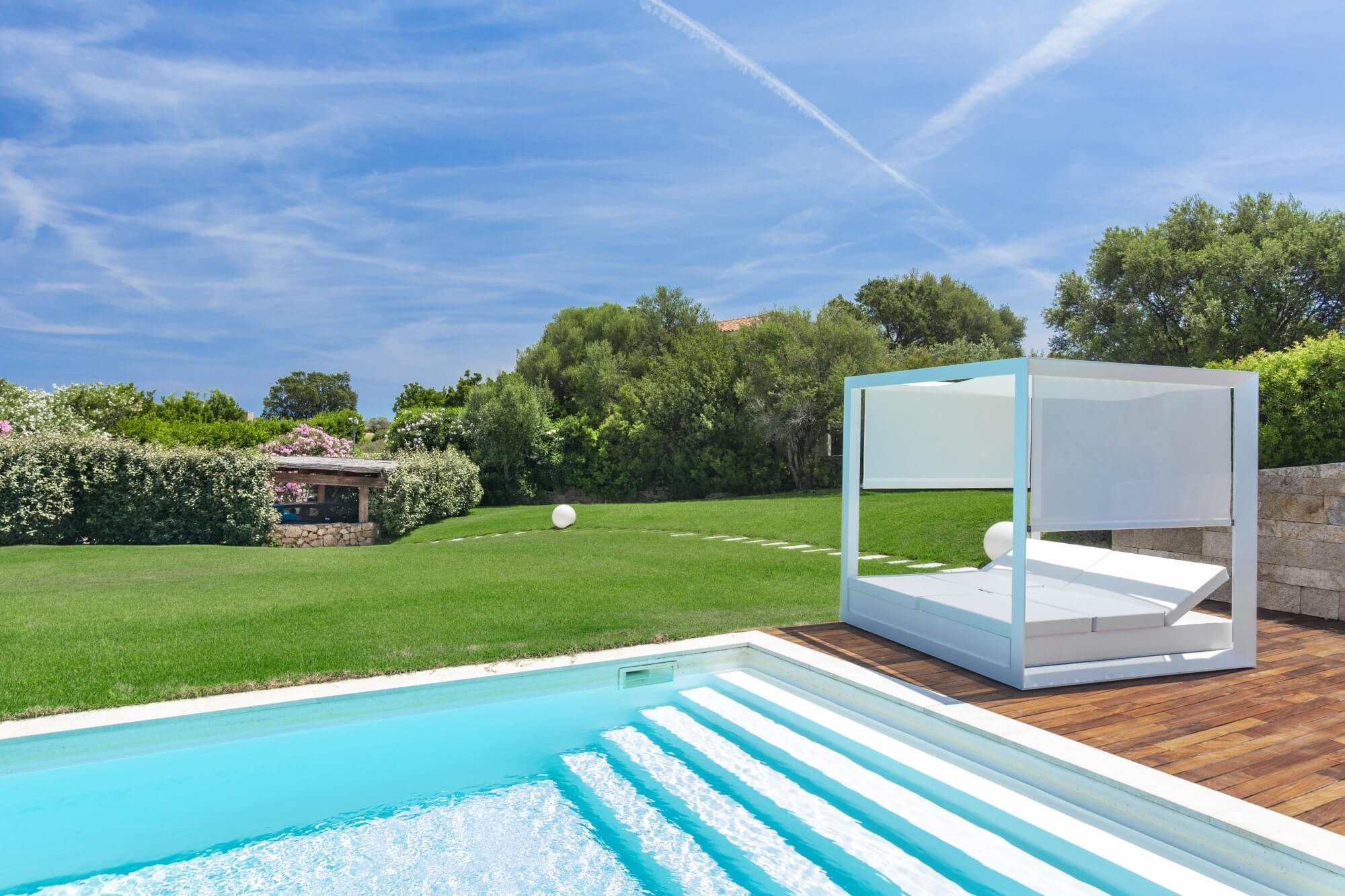 Esterno_-Piscina